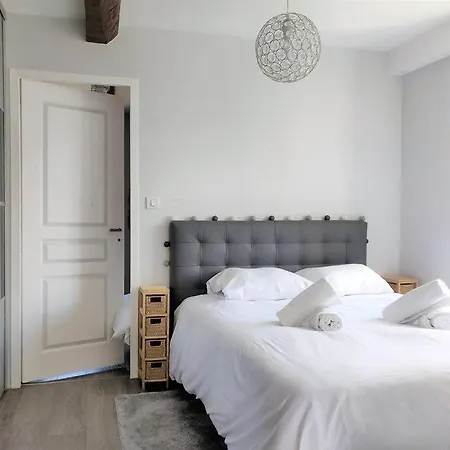 Appartement Chez Maelys ~ Centre - Calme ~ Ideal Famille Gan