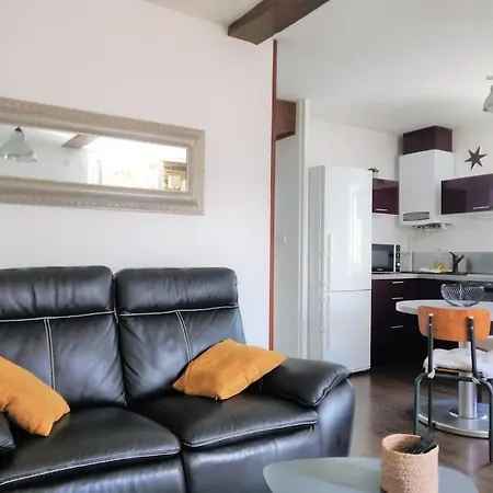Chez Maelys ~ Centre - Calme ~ Ideal Famille Appartement Gan